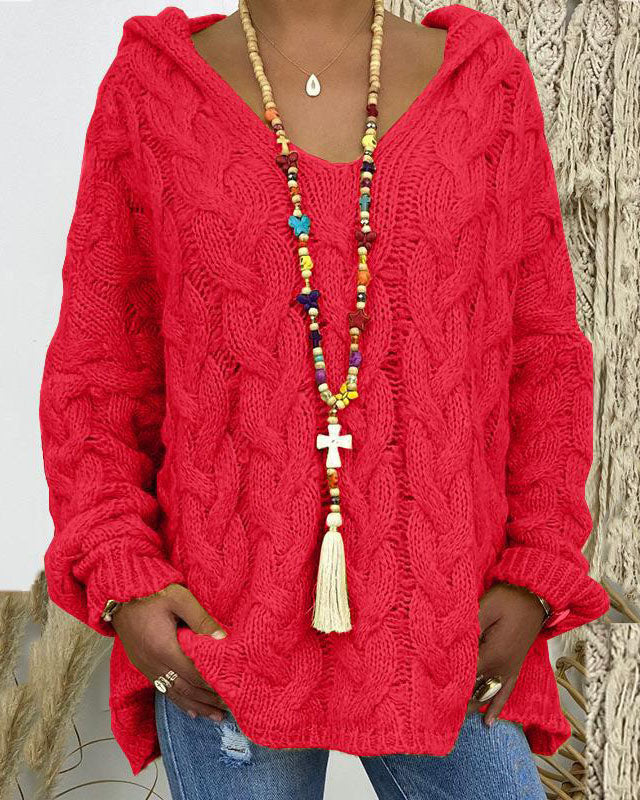 Pull ample à capuche torsadé en maille épaisse