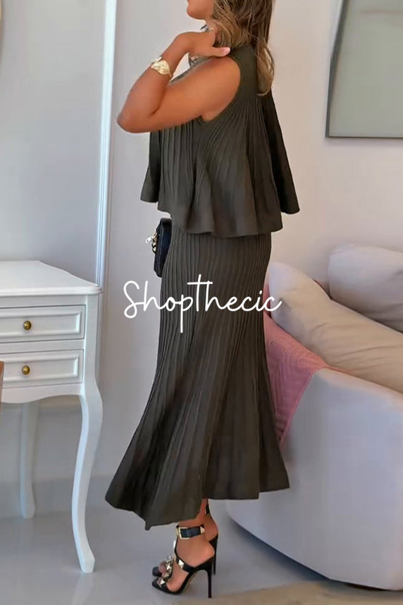 Army green sleeveless loose pleated top and skirt two-piece set