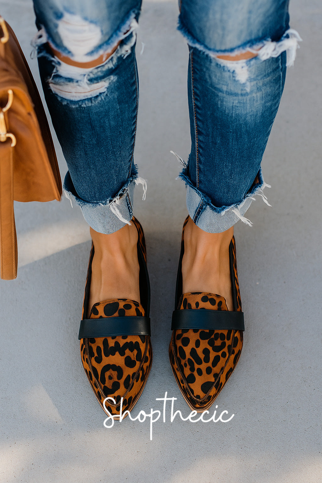 Preppy Wildlederschuhe mit niedrigem Absatz und spitzer Zehenpartie