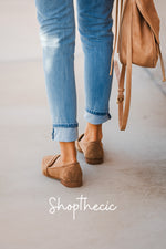 Preppy Wildlederschuhe mit niedrigem Absatz und spitzer Zehenpartie