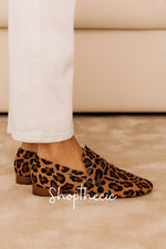 Short plush upper Leopard slip-on loafers
