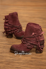 Urban Nomad Chunky heeled boots - Restock