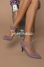 Scarpe con tacco a spillo a punta, con cinturini viola lavanda