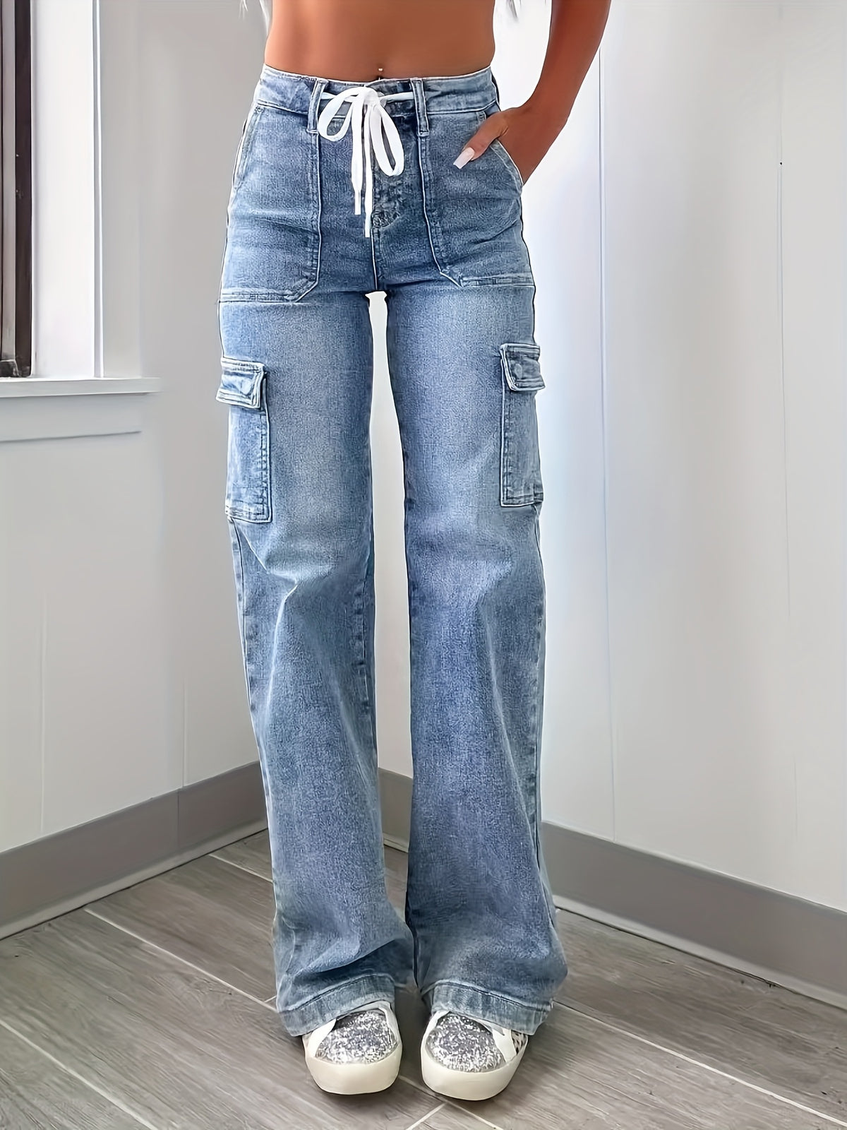 Leisure Straight-leg Jeans With Laces And Multiple Pockets