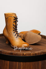 Fearless Stride Low-heeled lace-up ankle boots