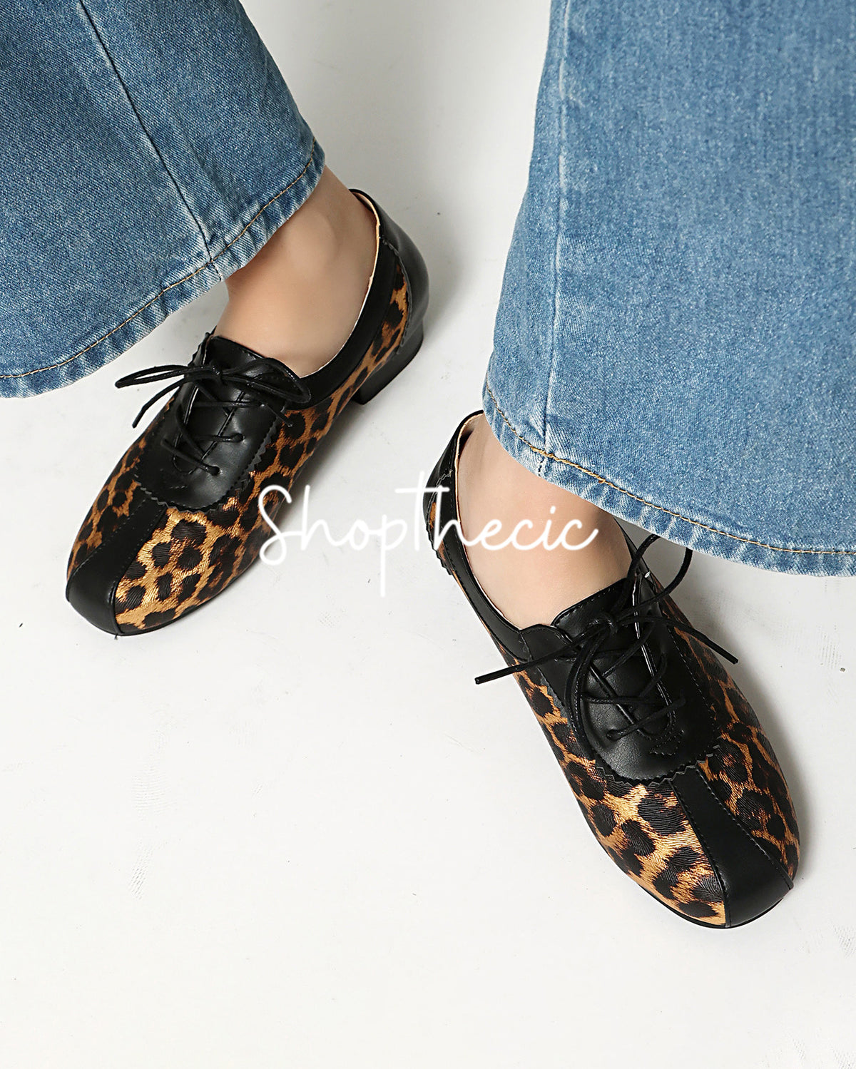 Retro leopard lace-up round toe low-heeled loafers