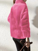 Langärmliger Teddymantel mit Kordelzug und Reißverschluss