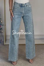 Jeans a gamba dritta a vita alta completamente lavati con strass