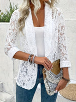 Eleganter Blazer mit offenem Revers und floraler Spitze vorne