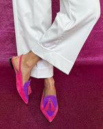 Sandales à bride arrière à pampilles et bout pointu assorties