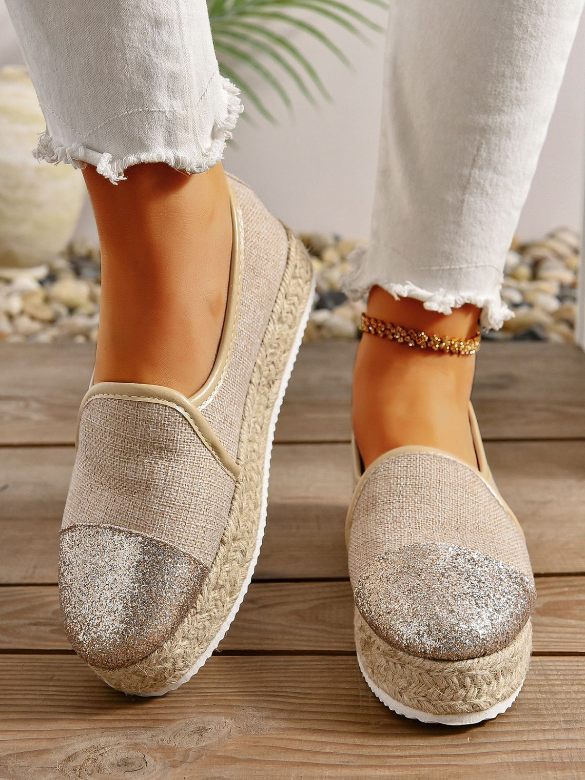 Stitched toe straw thick sole slip-on shoes