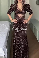 Abito lungo a pois con scollo a V in pizzo retrò e maniche corte