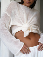 See-through thin scoop neck flared sleeve knitted T-shirt