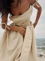 Trägerloses, rückenfreies Kleid aus reiner Baumwolle mit V-Ausschnitt