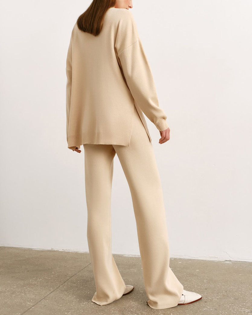 Einfarbiges Strickpullover-Set mit Rollkragen und Schlitz