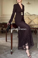 Completo due pezzi con giacca e gonna in pizzo, eco dell'Art Déco