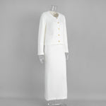 Plüschiges Set aus langärmligem einreihigem Oberteil und Maxirock