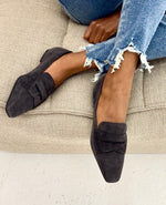 Brown retro suede square toe buckle shallow shoes