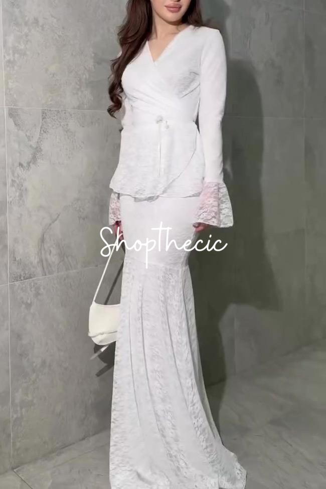 Abito in pizzo bianco Latent Luminescence