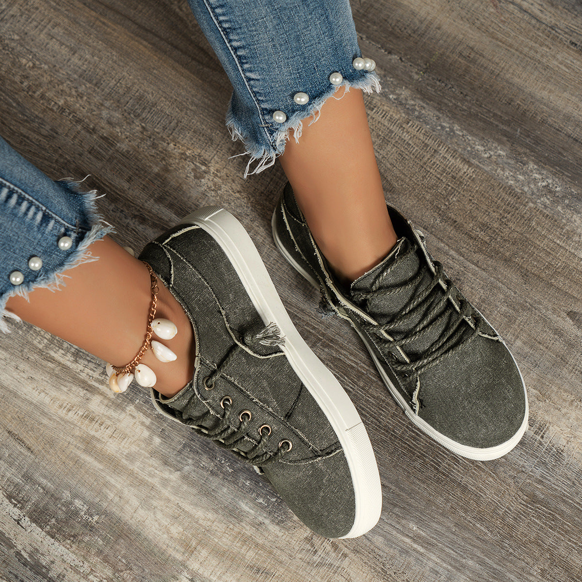 Worn-in Distressed Lace-up Canvas Shoes