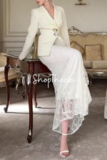 Completo due pezzi con giacca e gonna in pizzo, eco dell'Art Déco