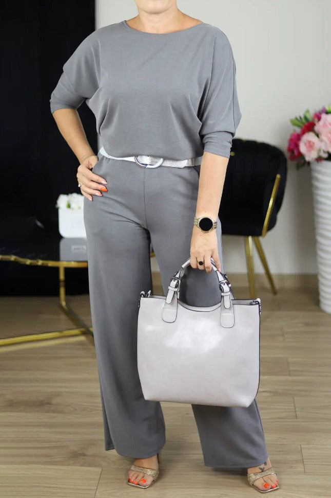 Solid color crew neck short-sleeved shirt, trousers and mid-length coat three-piece set