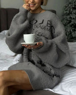 Cozy Round neck letter mid-length pullover sweater