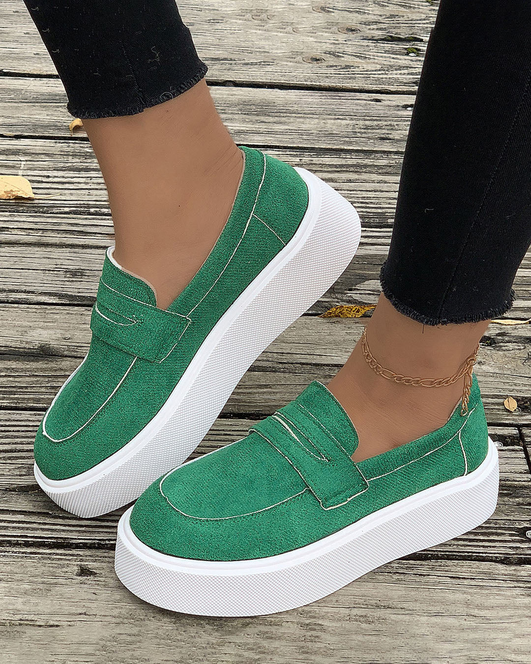 Shallow-cut Vamp Flat Slip-on Loafers