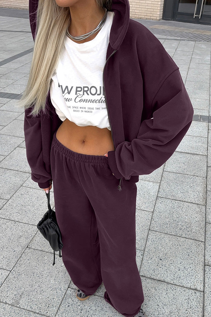 Cotswolds Lane Hooded sweatshirt and loose sweatpants two-piece set