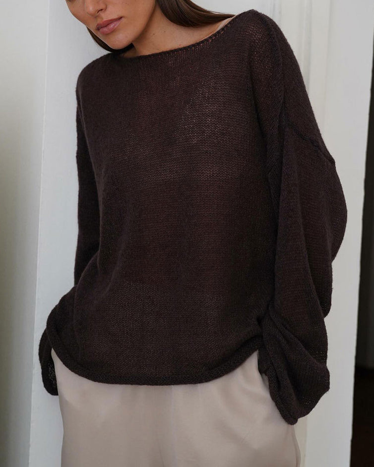 See-through thin scoop neck flared sleeve knitted T-shirt