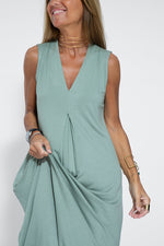 Elegant V-neck Sleeveless Long Dress Matching Vest Cardigan