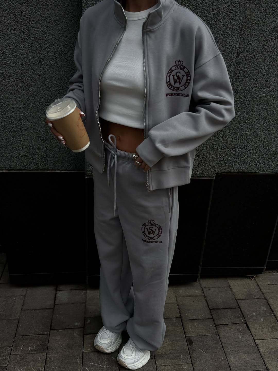 Embroidered zipper lapel sweatshirt and straight-leg trousers two-piece set