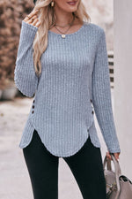 Top brossé boutonné à ourlet arrondi