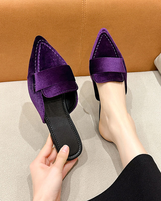 Pantoufles mules à bout pointu en daim