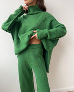 Ensemble pull à col roulé ample et pantalon