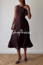 Round neck sleeveless single-breasted fitted waist belted maxi dress