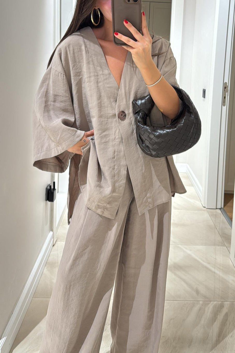 V-neck one-button loose long-sleeved top and high-waisted trousers two-piece set