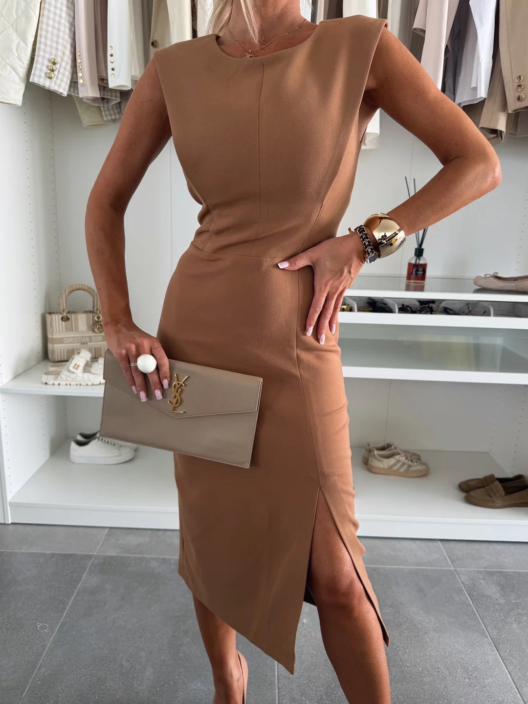 Round neck elegant slit solid color slim dress
