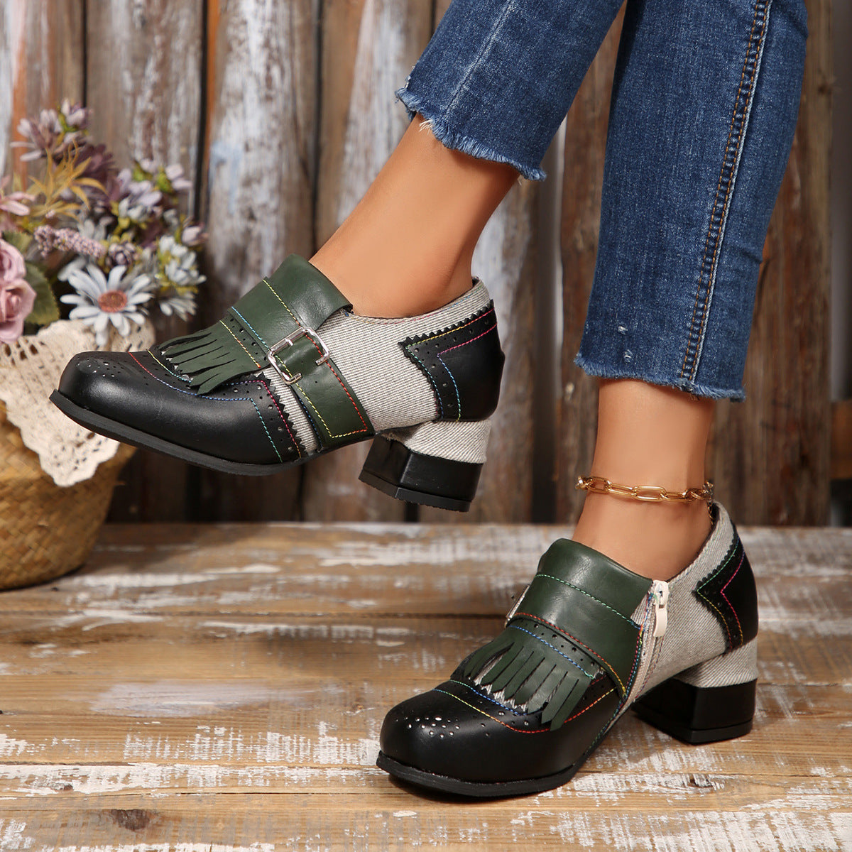 Retro contrast tassel side zipper brogues shoes