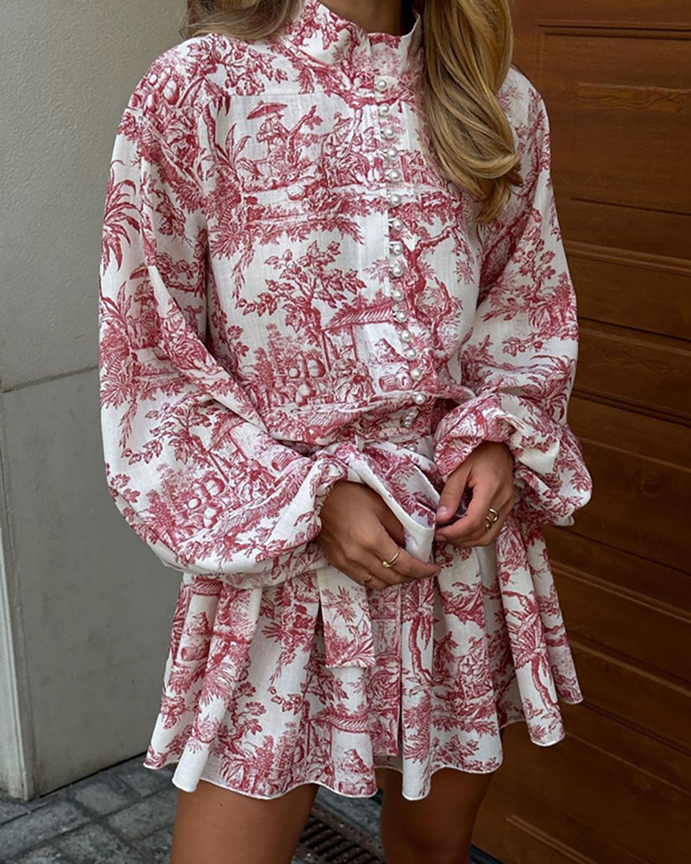 Retro A-Linien-Kleid mit Puffärmeln, Stehkragen und Schnürung