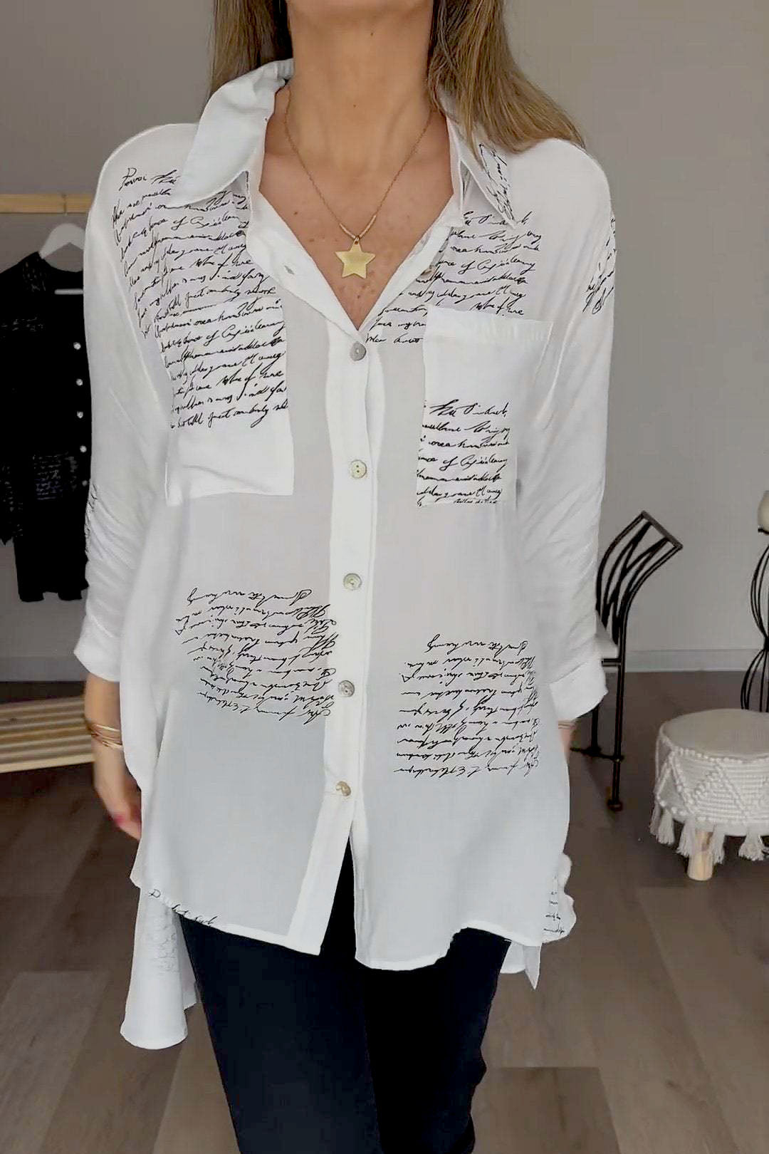 Chemise ample à imprimé lettre de longueur inégale