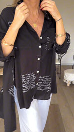 Chemise ample à imprimé lettre de longueur inégale