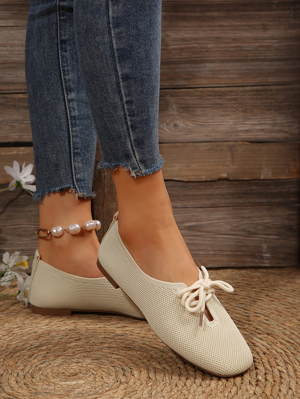 Mesh breathable round toe lace-up flat shoes