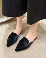 Pantoufles mules à bout pointu en daim