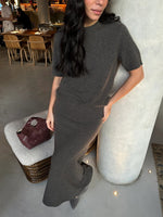 Commuting simple knitted short-sleeved skirt suit