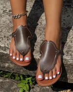 Flache Hausschuhe mit Riemen aus PU-Leder