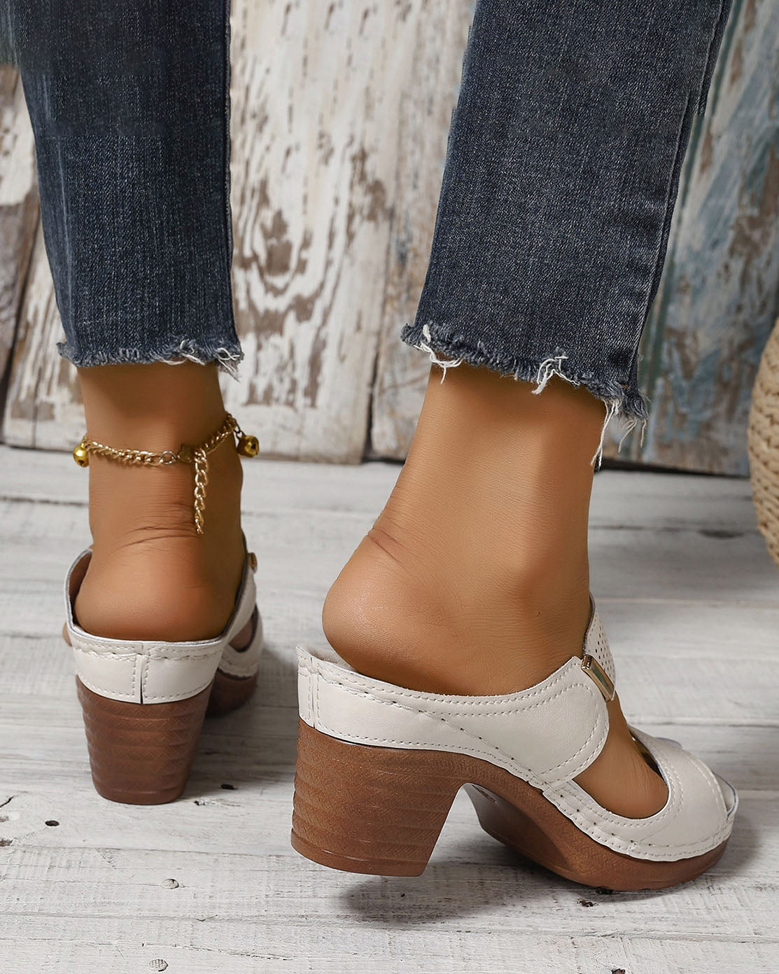 Sandales à enfiler creuses légères à talons hauts épais