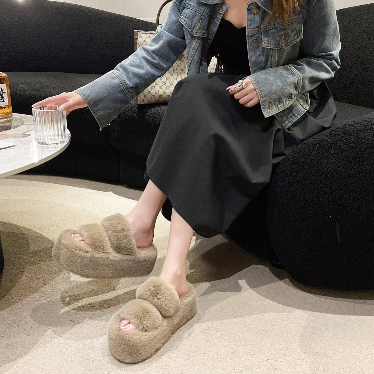 Pantoufles plates en fourrure épaisse de 7 cm