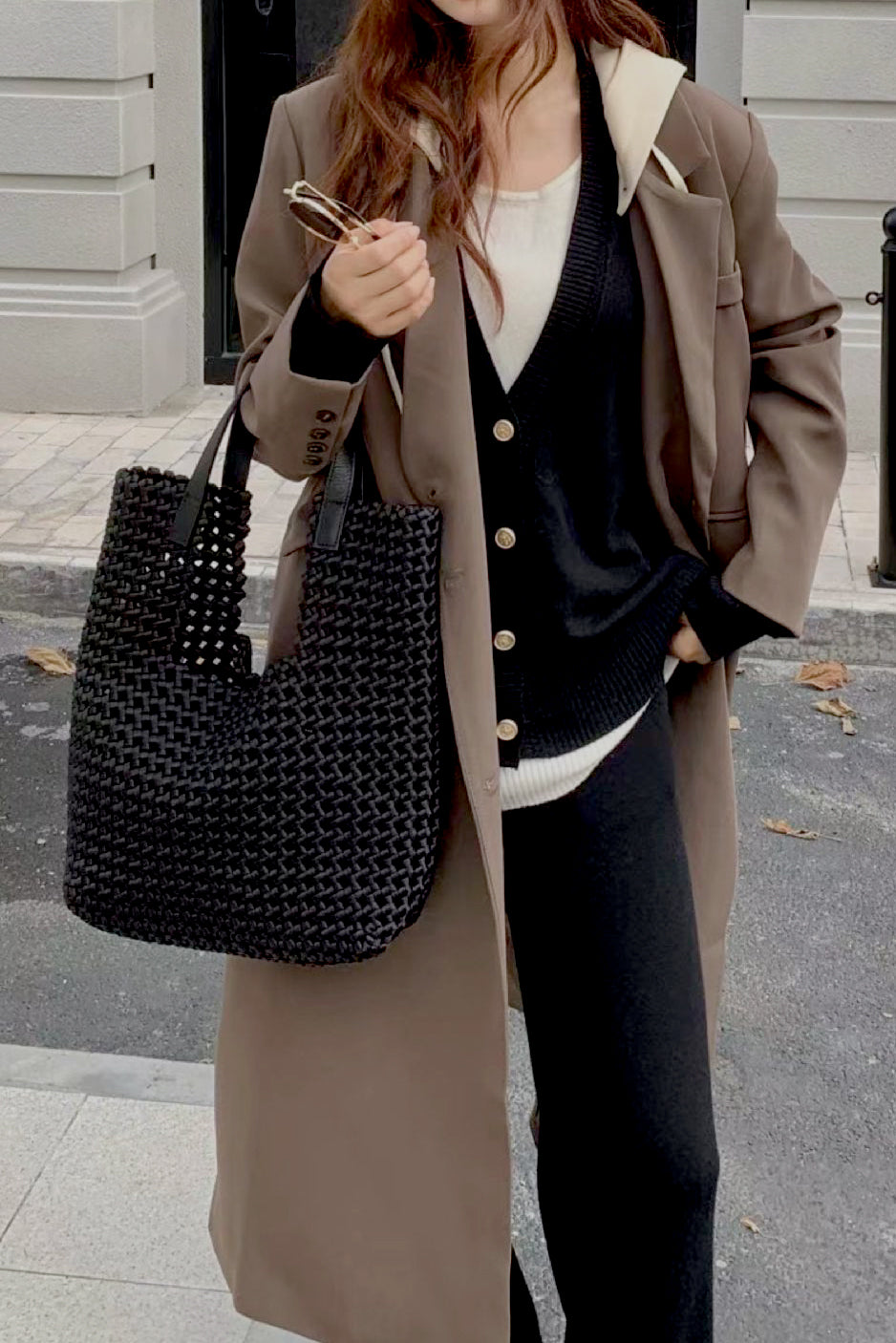 Sac fourre-tout surdimensionné en cuir tissé à la main par un artisan