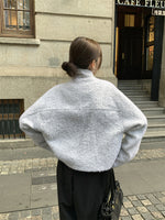 Grayish-white relaxed style stand-up collar short wool coat